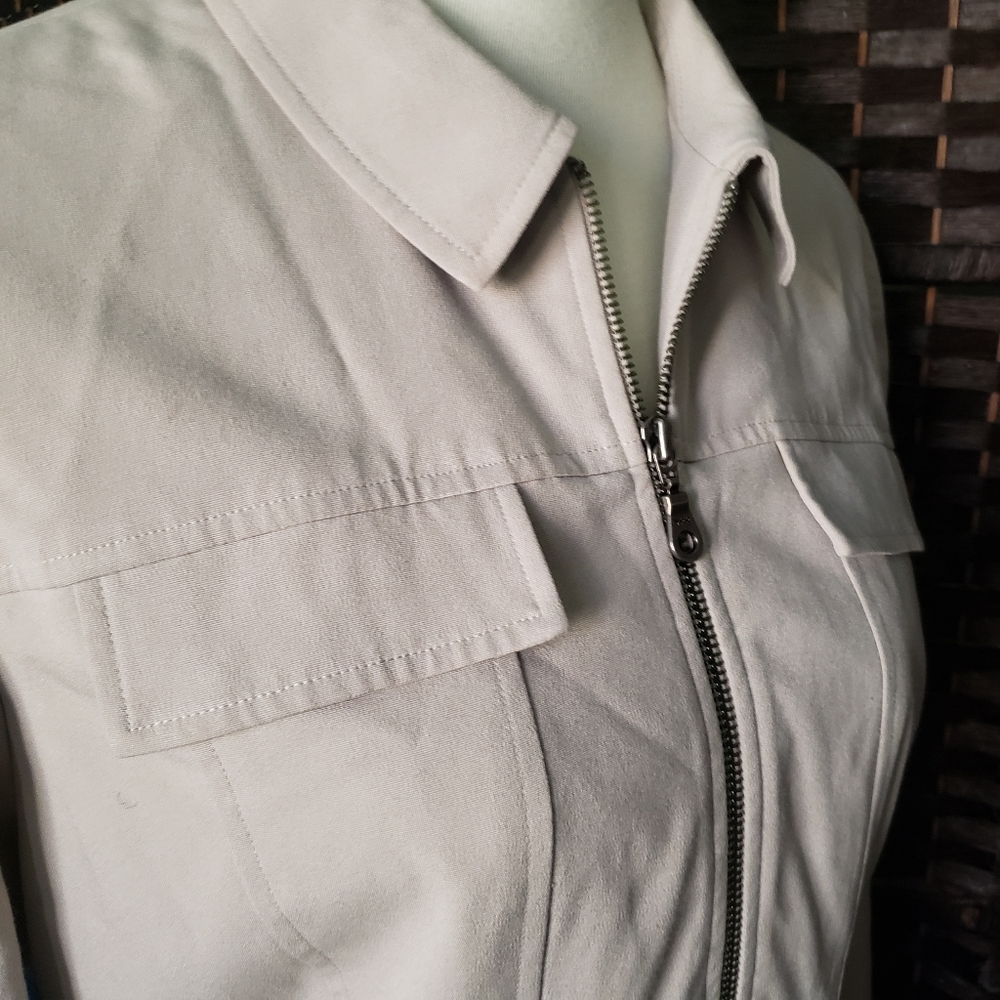 Preview Collection Woman's Jacket - Picture 3 of 7